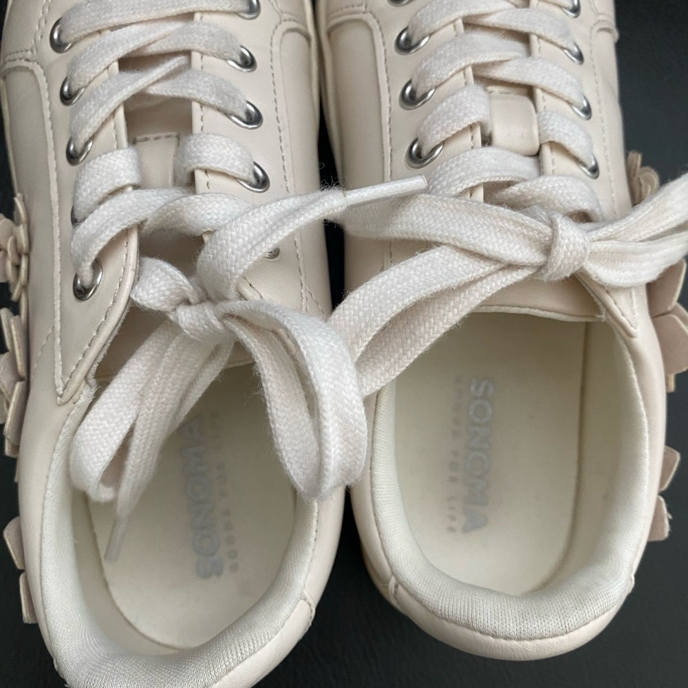 Sonoma Cream Kids Sneakers with Floral Design - Picture 5 of 7